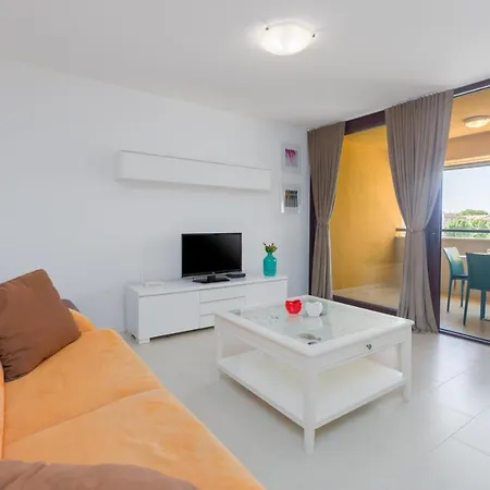 Mare Apartment *